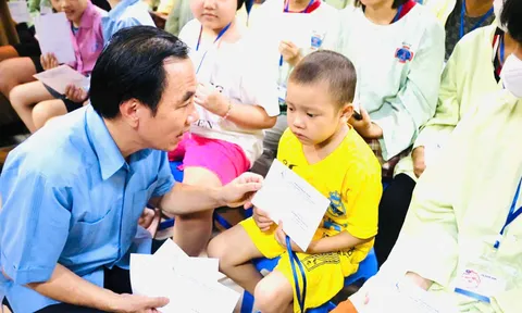Trao yêu thương cho Bệnh nhi tại Viện K Trung ương cơ sở 3
