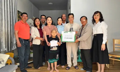 Để yêu thương ở lại với cuộc đời