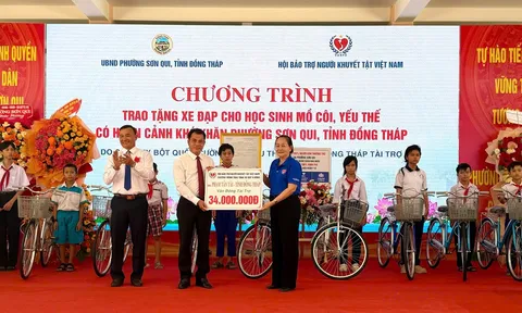 Chung một tấm lòng "Thắp sáng niềm tin cho em"