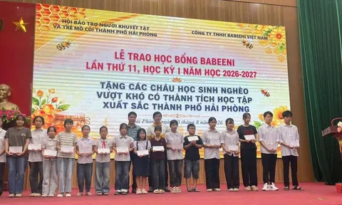“Thắp sáng niềm tin - Tiếp sức đến trường cho trẻ khuyết tật, trẻ mồ côi, trẻ có hoàn cảnh khó khăn tại Hải Phòng.